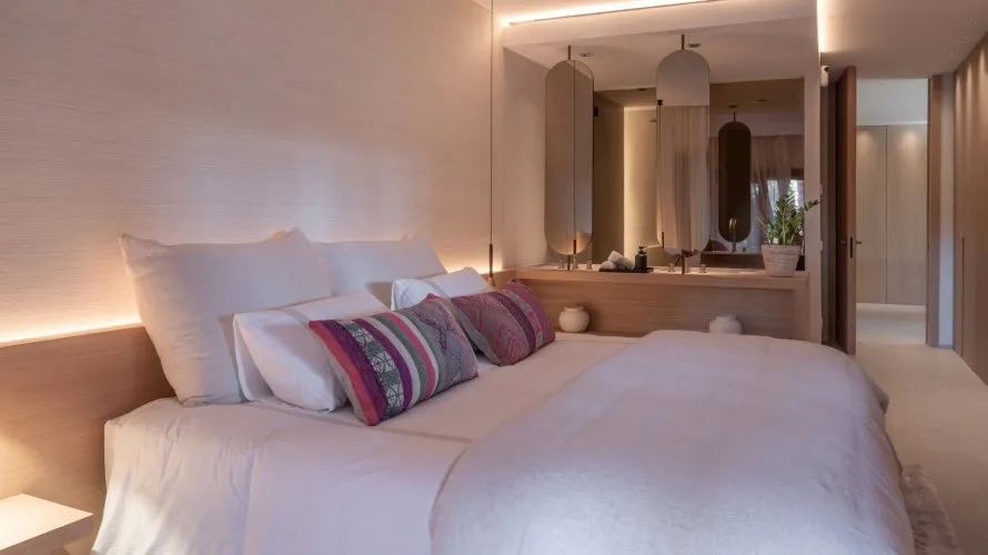 Apartamento de 3 dormitorios en Estepona, Spain No. 243 № 14