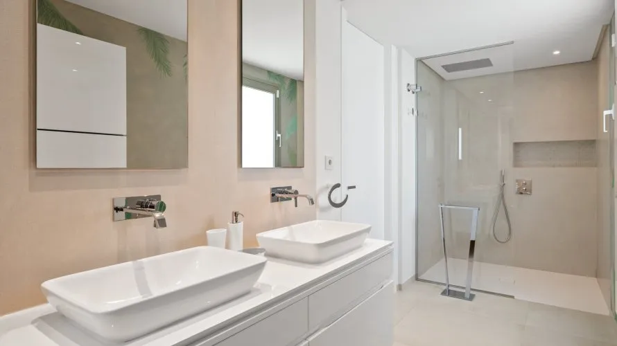 Apartamento de 7 dormitorios en Nueva Andalucía, Spain No. 432 № 3