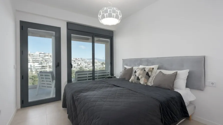 Apartamento de 3 dormitorios en Estepona, Spain No. 265 № 16