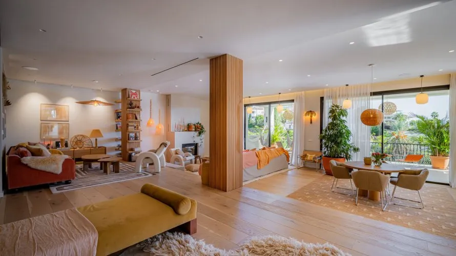 Villa de 5 dormitorios en Marbella, Spain No. 207 № 8
