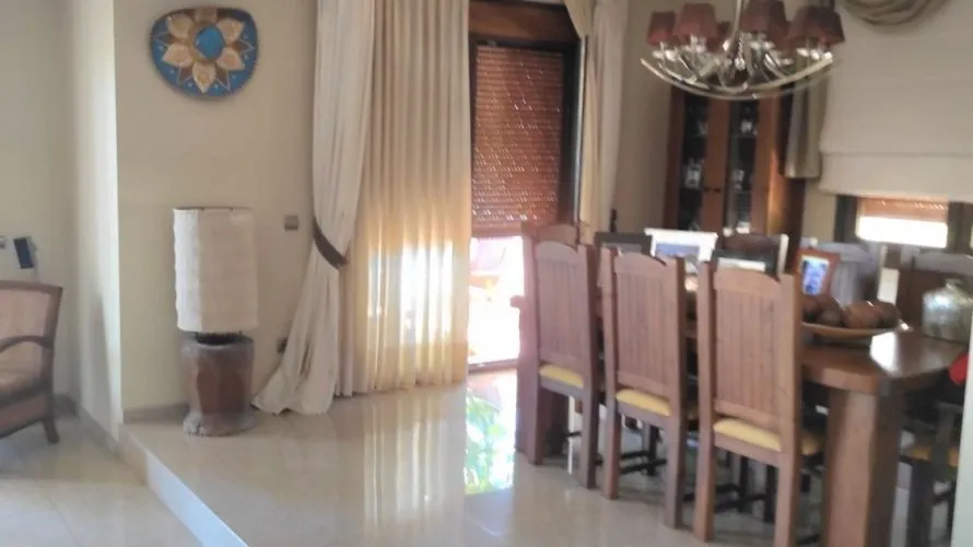 Villa de 4 dormitorios en Mijas Costa, Spain No. 342 № 5