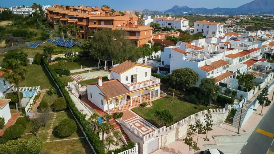 Сasa de 2 dormitorios en Manilva, Spain No. 506 № 28