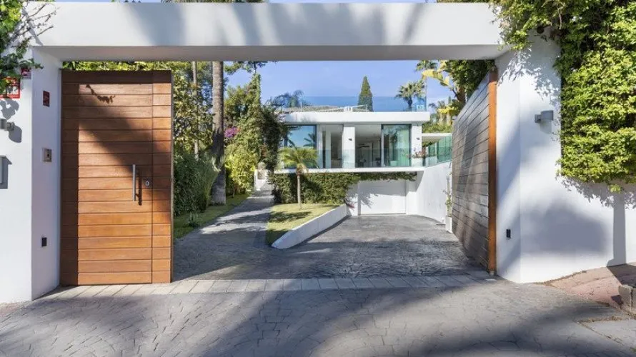 Villa de 5 dormitorios en Nueva Andalucía, Spain No. 350 № 17