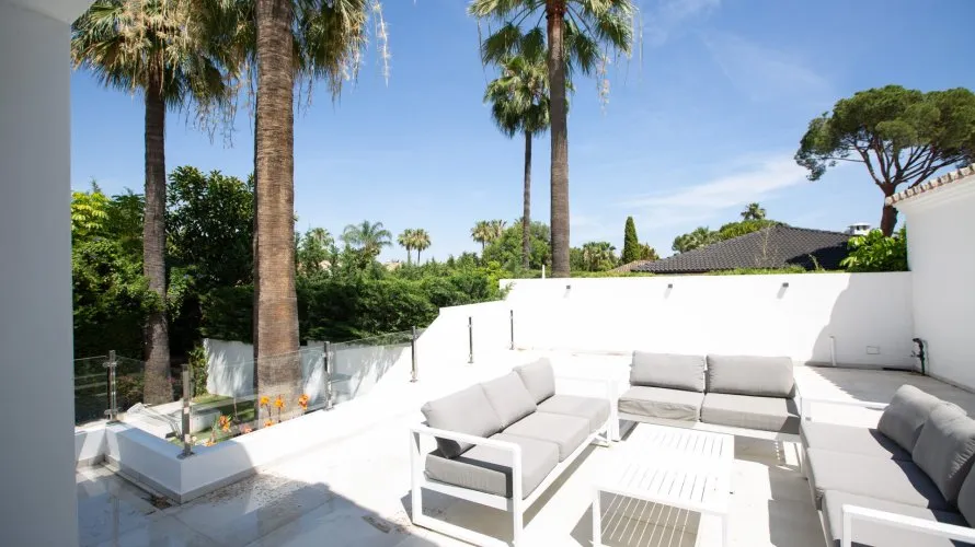 Villa de 4 dormitorios en Marbella, Spain No. 263 № 12