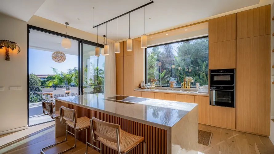 Villa de 5 dormitorios en Marbella, Spain No. 207 № 5