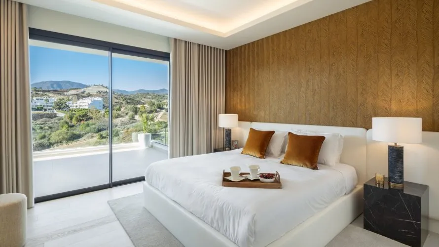 Villa de 5 dormitorios en Estepona, Spain No. 333 № 10