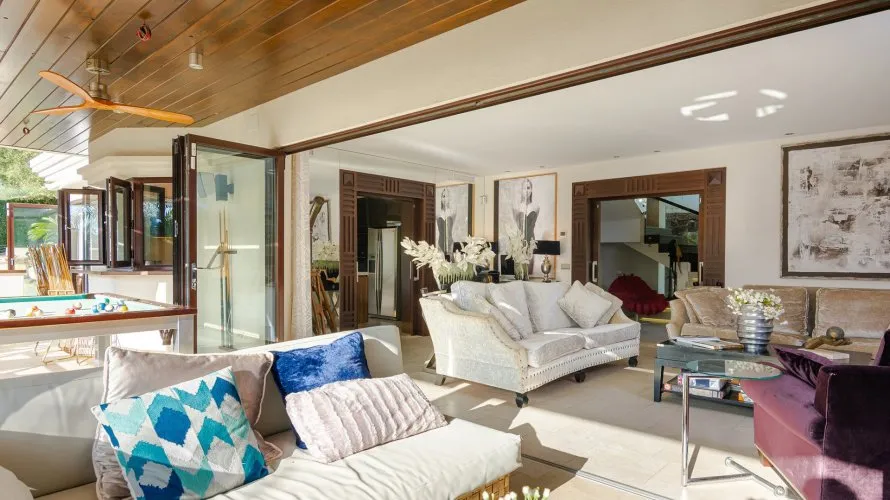 Villa de 5 dormitorios en Marbella, Spain No. 262 № 19