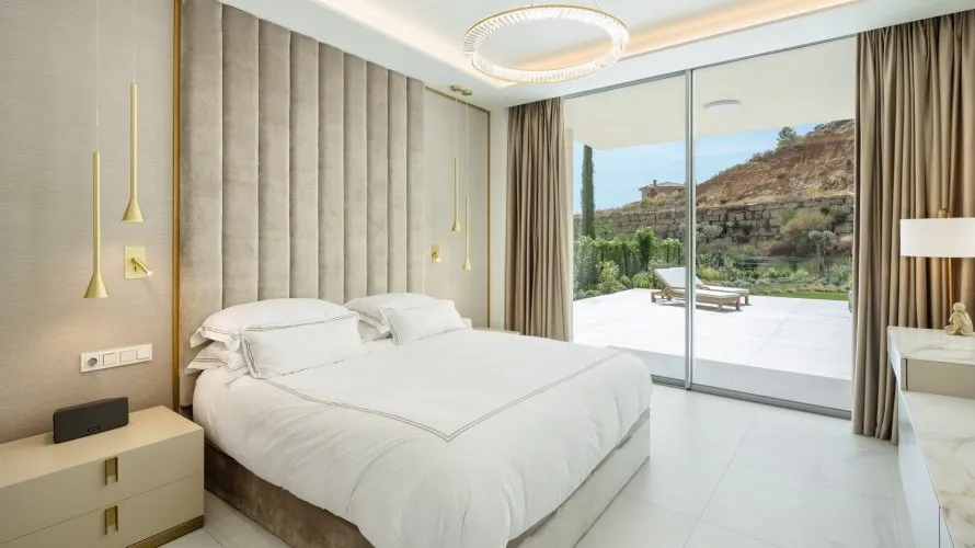 Apartamento de 3 dormitorios en Benalmádena, Spain No. 404 № 8