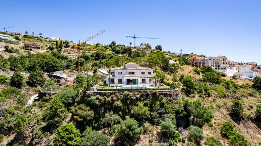 Villa de 6 dormitorios en Benahavís, Spain No. 430 № 24