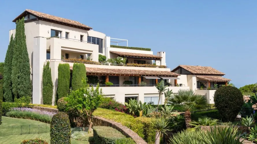 Apartamento de 3 dormitorios en Marbella, Spain No. 326 № 21