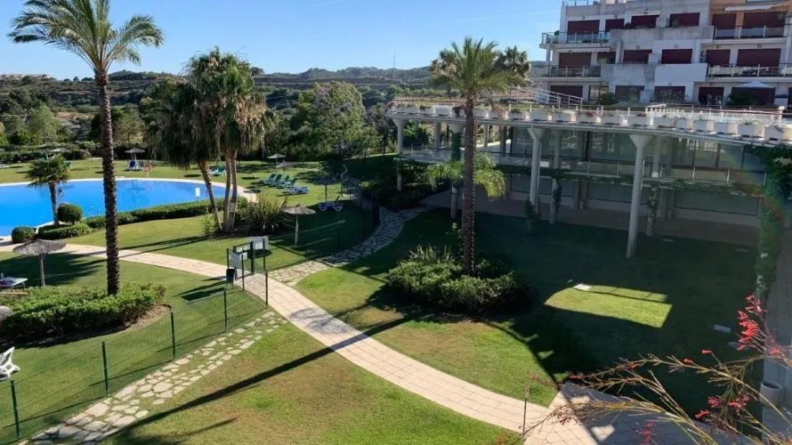 Сasa de 4 dormitorios en Benahavís, Spain No. 564 № 4