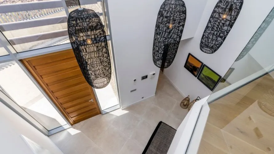 Villa de 4 dormitorios en Marbella, Spain No. 372 № 8
