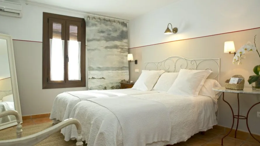 Villa de 8 dormitorios en Marbella, Spain No. 272 № 8