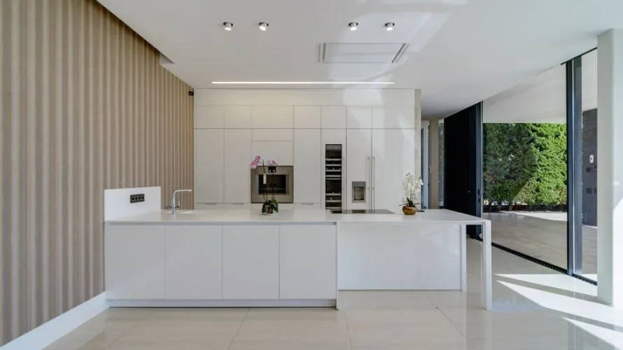Villa de 6 dormitorios en Nueva Andalucía, Spain No. 248 № 11