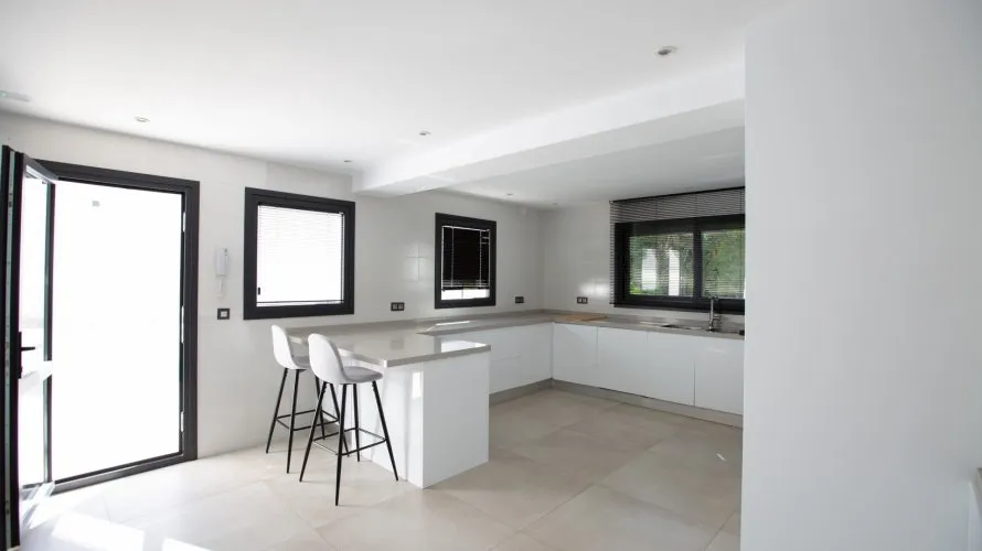 Villa de 4 dormitorios en Marbella, Spain No. 263 № 3