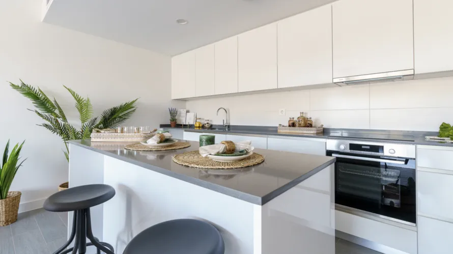 Apartamento de 4 dormitorios en Mijas Costa, Spain No. 256 № 9