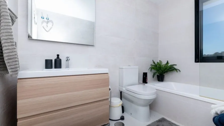 Apartamento de 4 dormitorios en Estepona, Spain No. 281 № 26