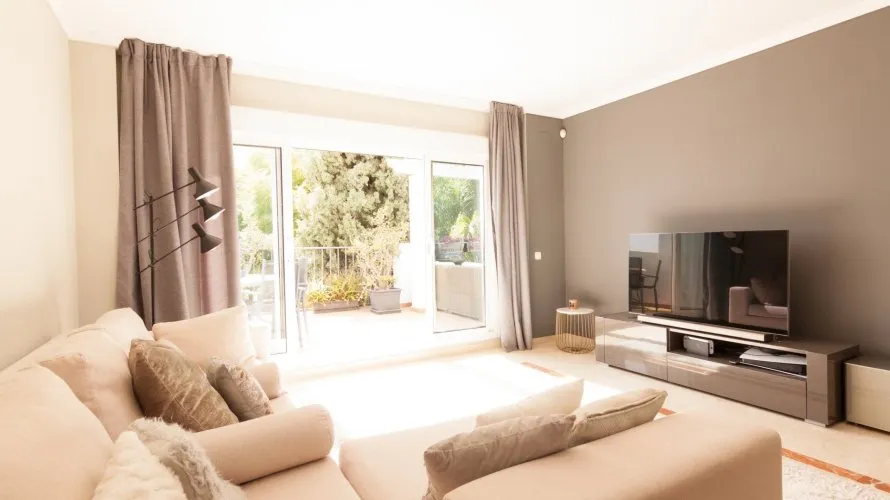 Apartamento de 3 dormitorios en Marbella, Spain No. 196 № 18