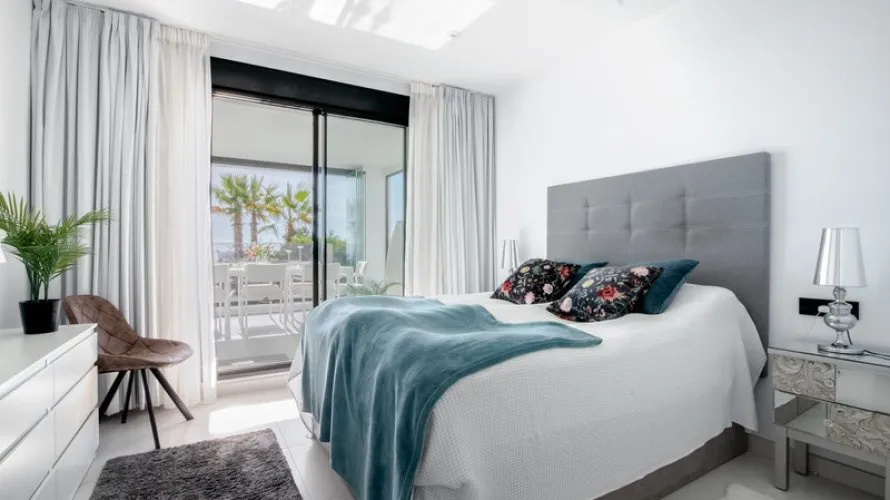 Apartamento de 4 dormitorios en Estepona, Spain No. 281 № 21