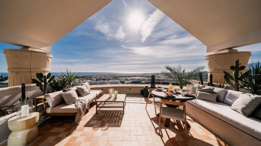 Ático de 3 dormitorios en Nueva Andalucía, Spain No. 351 № 20