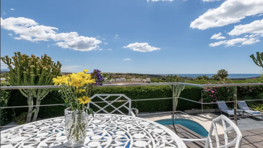 Villa de 3 dormitorios en Estepona, Spain No. 409 № 7