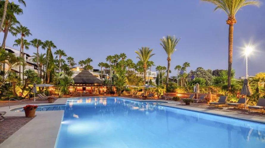 Apartamento de 3 dormitorios en Marbella, Spain No. 98 № 10