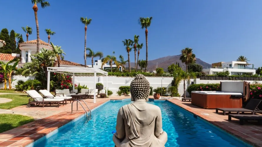 Villa de 5 dormitorios en Estepona, Spain No. 189 № 17