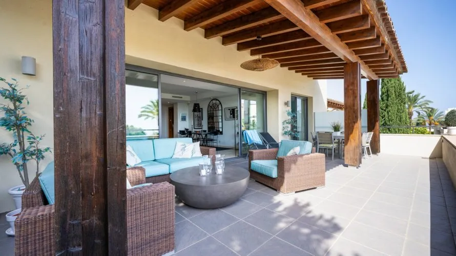 Apartamento de 3 dormitorios en Marbella, Spain No. 326 № 10