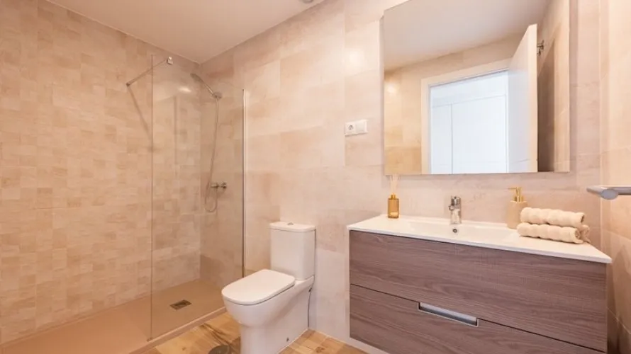 Apartamento de 3 dormitorios en Nueva Andalucía, Spain No. 555 № 8
