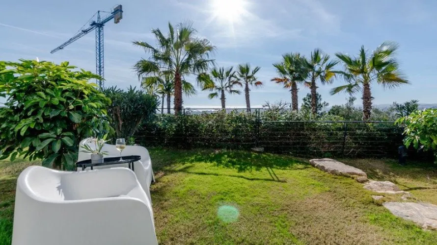Apartamento de 4 dormitorios en Estepona, Spain No. 281 № 14