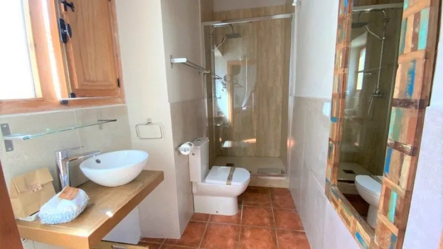 Villa de 5 dormitorios en Marbella, Spain No. 389 № 11