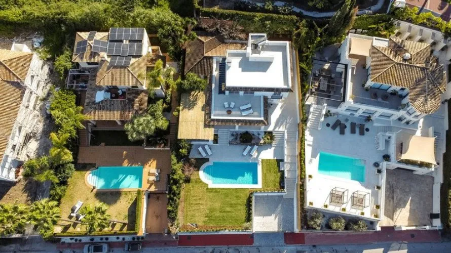 Villa de 5 dormitorios en Nueva Andalucía, Spain No. 348 № 11