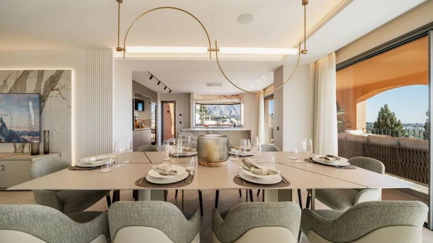 Apartamento de 4 dormitorios en Nueva Andalucía, Spain No. 218 № 13
