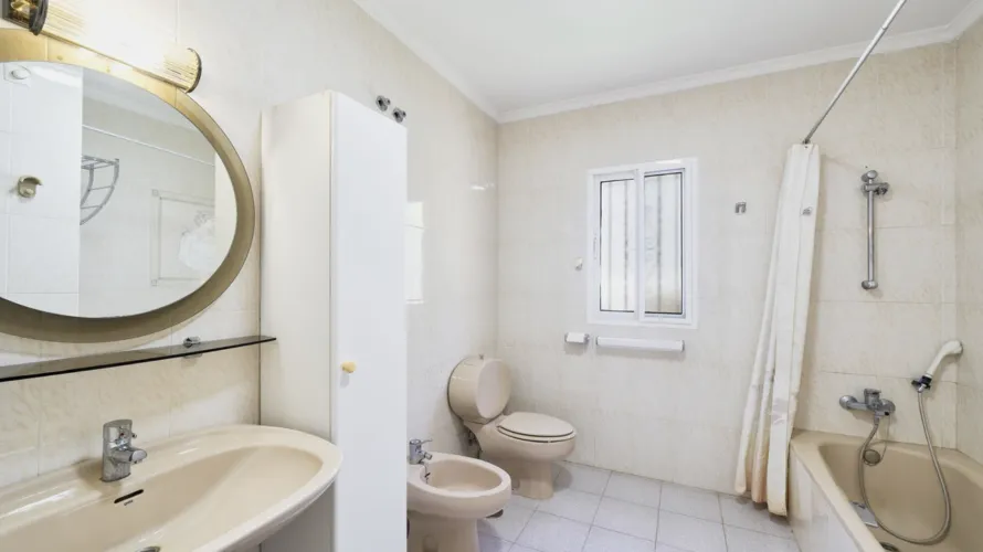 Сasa de 4 dormitorios en Benalmádena, Spain No. 611 № 12