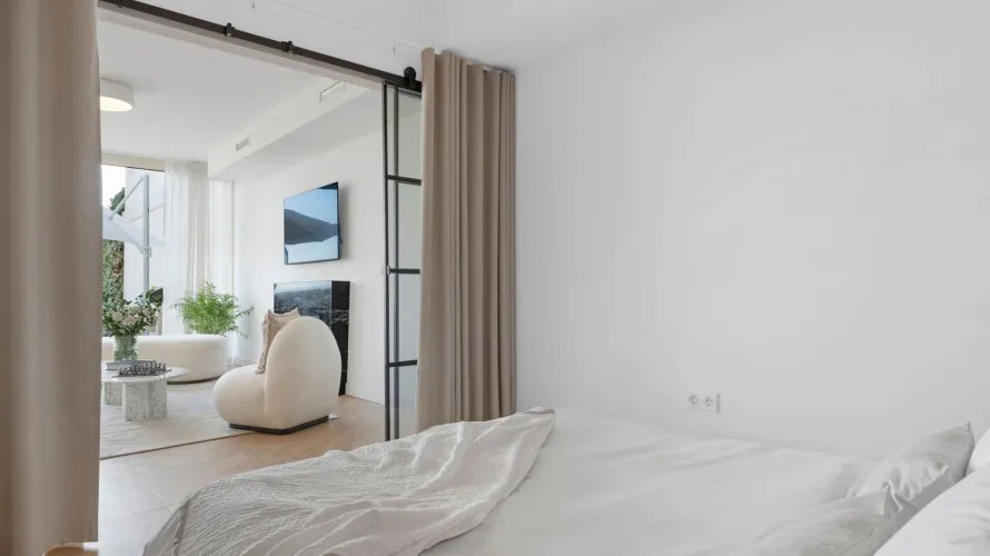 Apartamento de 4 dormitorios en Marbella, Spain No. 325 № 10