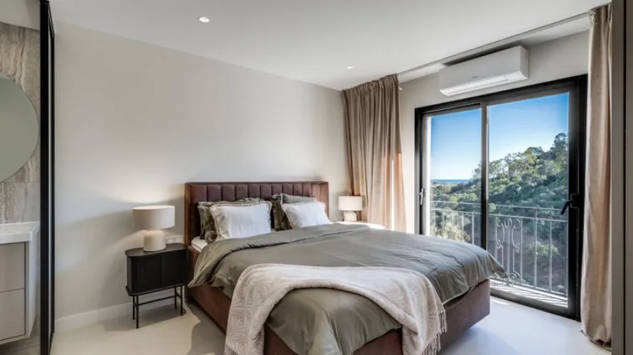 Apartamento de 3 dormitorios en Benahavís, Spain No. 439 № 6
