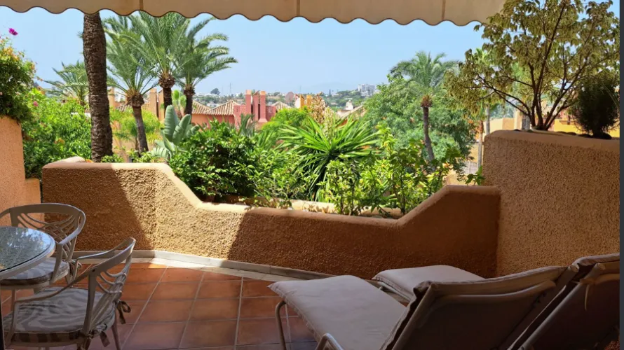 Casa adosada de 3 dormitorios en Nueva Andalucía, Spain No. 215 № 13