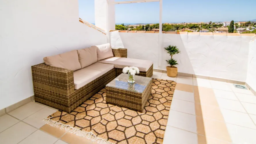 Dúplex de 3 dormitorios en Nueva Andalucía, Spain No. 562 № 26