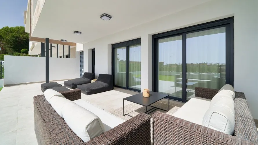 Apartamento de 3 dormitorios en La Atalaya, Spain No. 117 № 16