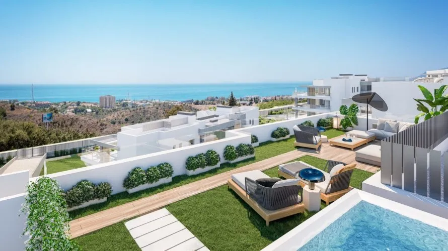 Apartamento de 3 dormitorios en Marbella, Spain No. 359 № 2