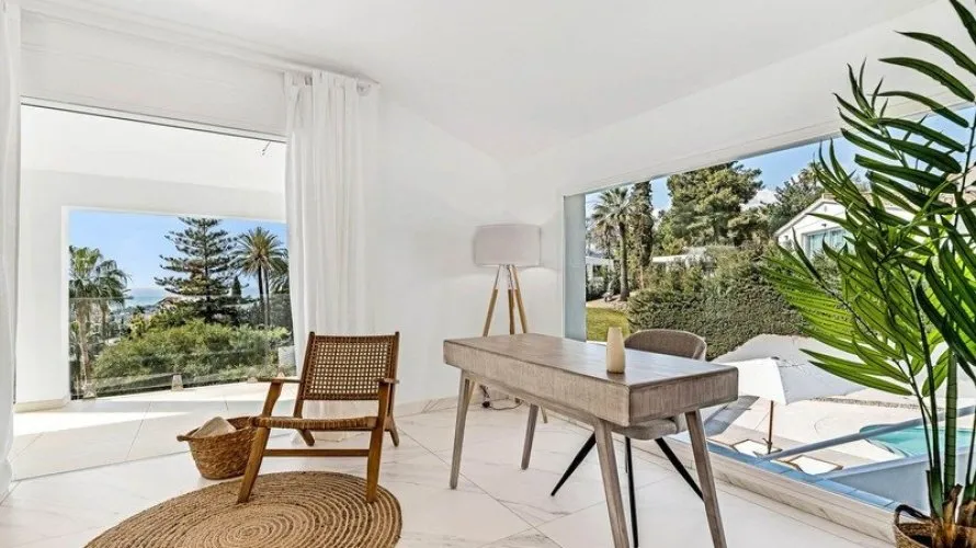 Villa de 5 dormitorios en Marbella, Spain No. 531 № 14