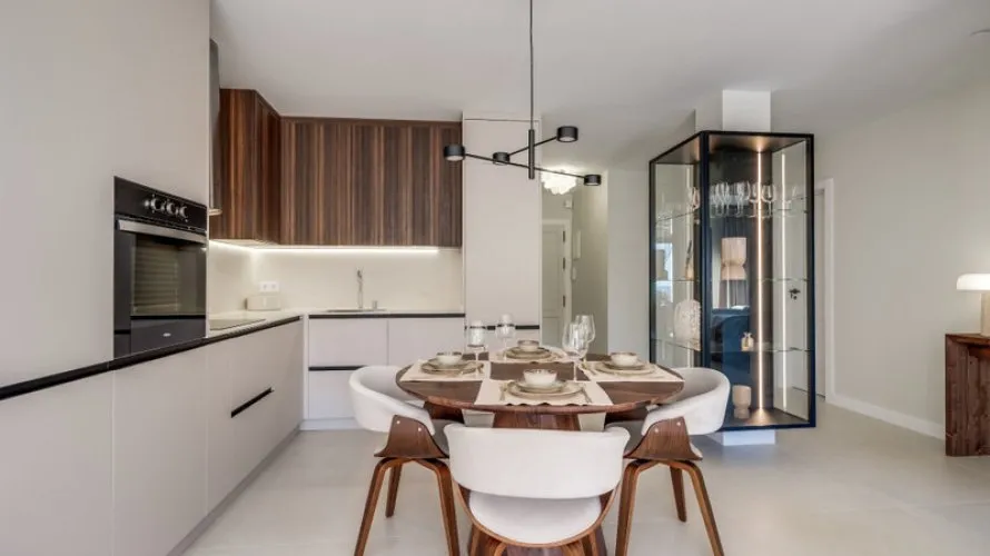 Apartamento de 3 dormitorios en Benahavís, Spain No. 439 № 10