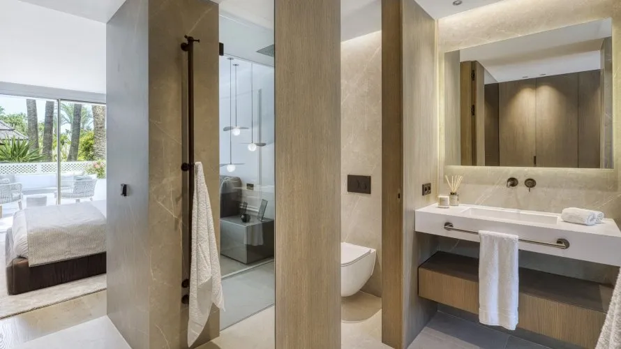 Apartamento de 3 dormitorios en Marbella, Spain No. 98 № 9