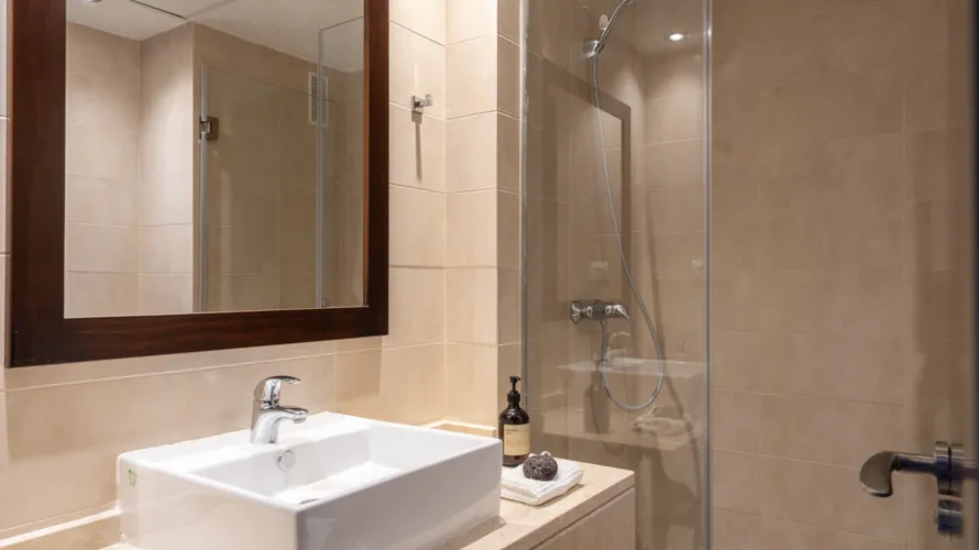 Dúplex de 2 dormitorios en Marbella, Spain No. 532 № 10