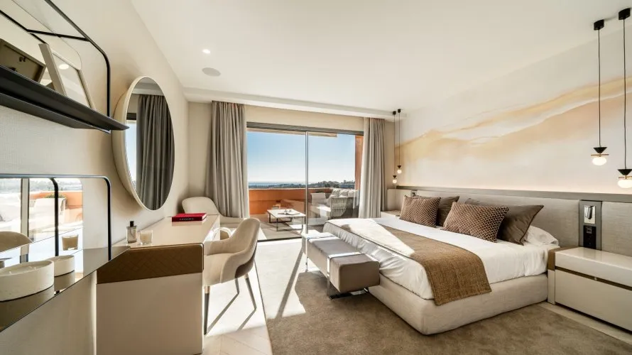 Apartamento de 4 dormitorios en Nueva Andalucía, Spain No. 218 № 17