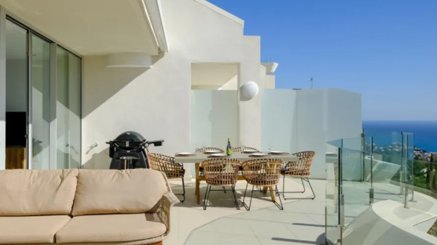 Dúplex de 3 dormitorios en Benalmádena, Spain No. 598 № 4