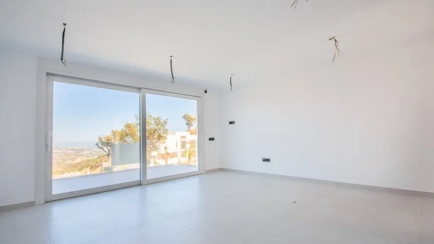 Villa de 4 dormitorios en Marbella, Spain No. 165 № 16
