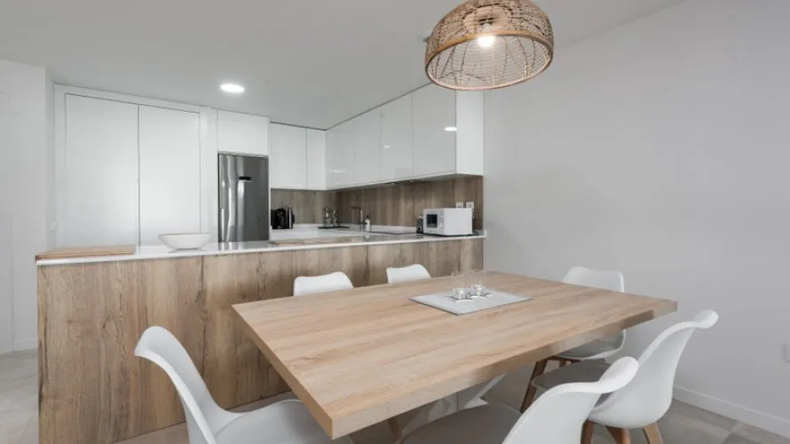 Apartamento de 3 dormitorios en Estepona, Spain No. 265 № 5