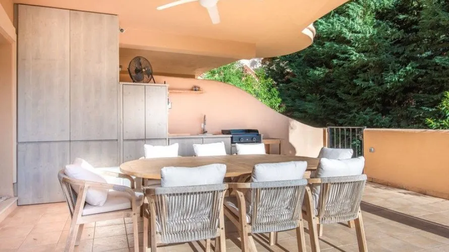 Apartamento de 3 dormitorios en Nueva Andalucía, Spain No. 280 № 11