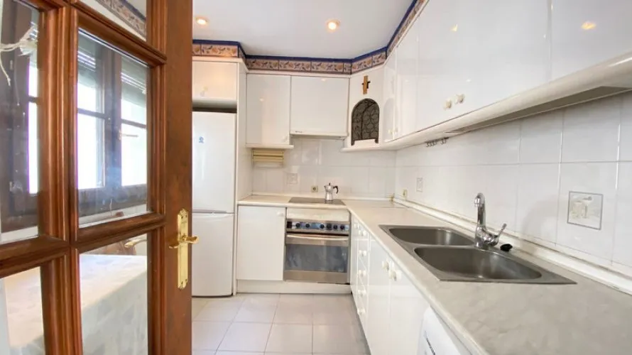 Dúplex de 3 dormitorios en Marbella, Spain No. 502 № 17